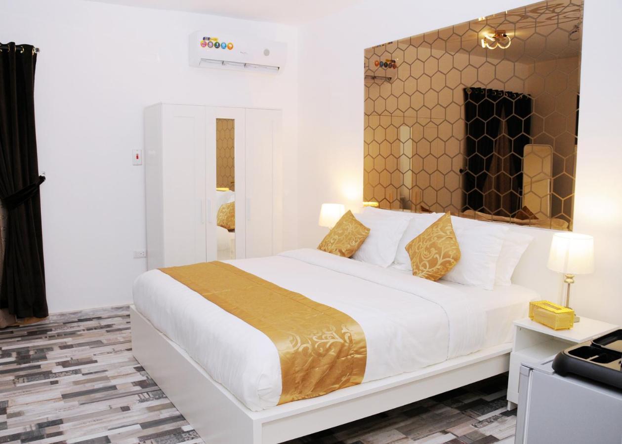 Qasr Al Nabarees होटल के अलावा Jeddah