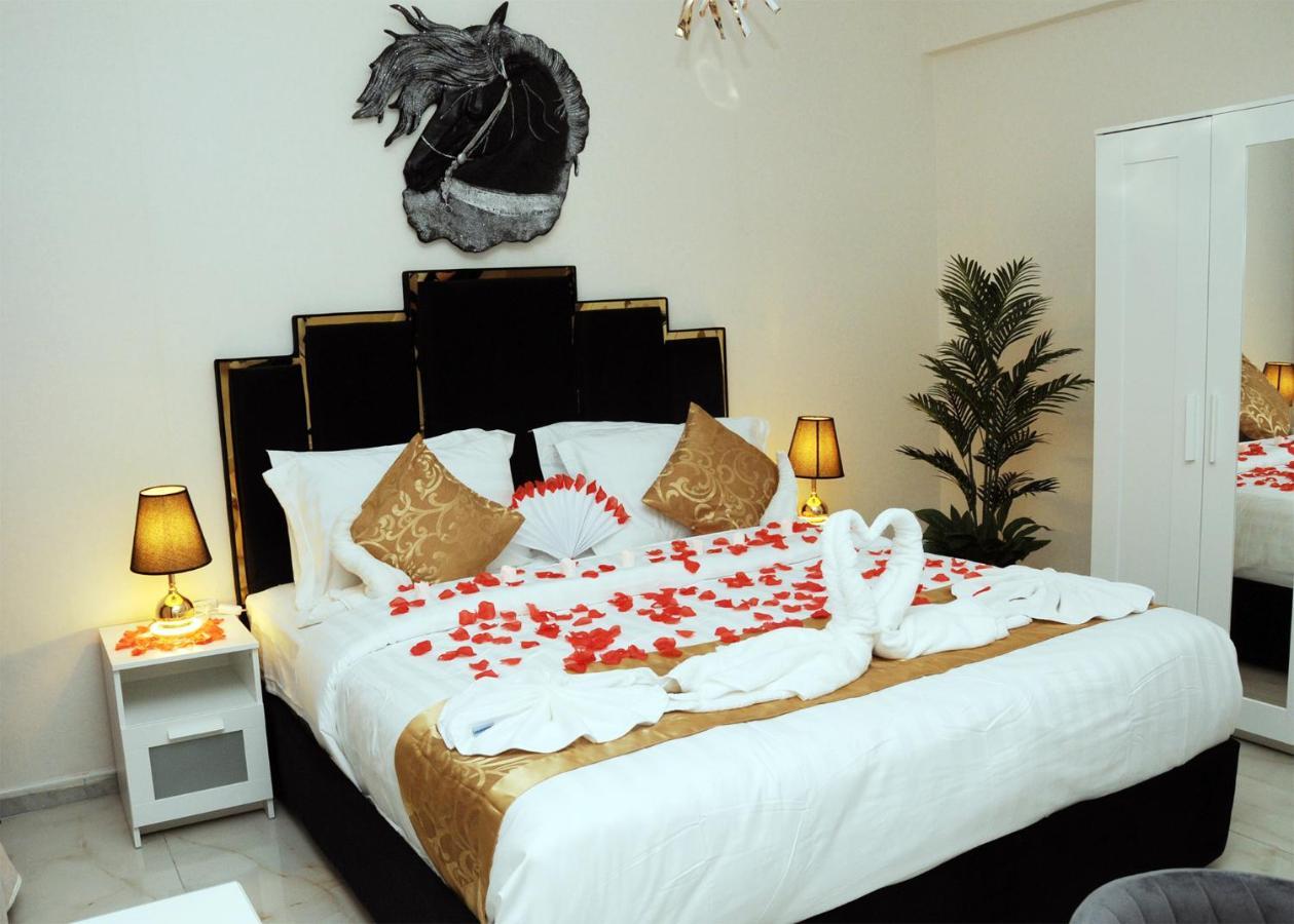 Qasr Al Nabarees होटल के अलावा Jeddah
